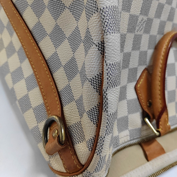 Authenticated pre-owned SPEEDY MM Coated Canvas White - Top Handle Bag at Looply