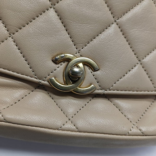 Quilted Lambskin Shoulder Bag Beige