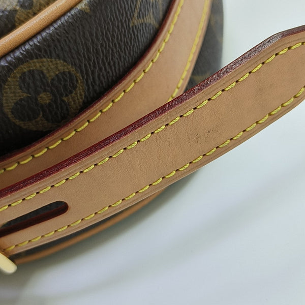 BOITE CHAPEAU PM Monogram Coated Canvas Brown