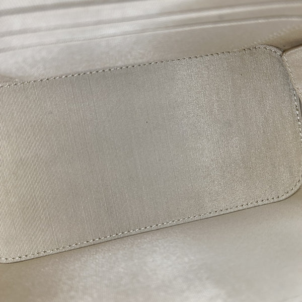 VANITY CASE Small Quilted Lambskin Gray