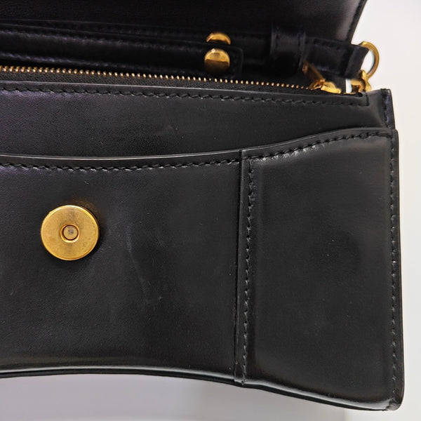 Hourglass Wallet On Chain Mini Calfskin Black