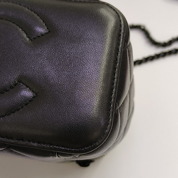 VINTAGE COSMETIC BAGS Quilted Lambskin Black