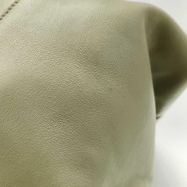 Calfskin Bucket Bag Medium Green