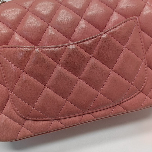 CLASSIC FLAP Mini Quilted Grained Calfskin Pink