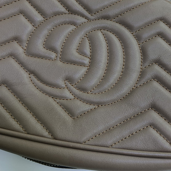 GG Marmont Small Quilted Calfskin Beige