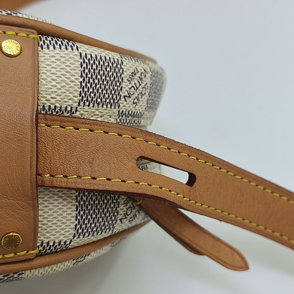 BOITE CHAPEAU PM Damier Azur Coated Canvas White