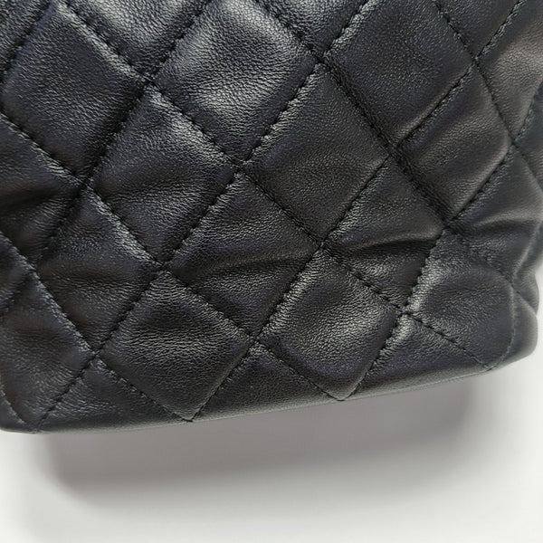 Quilted Lambskin Shoulder Bag Black