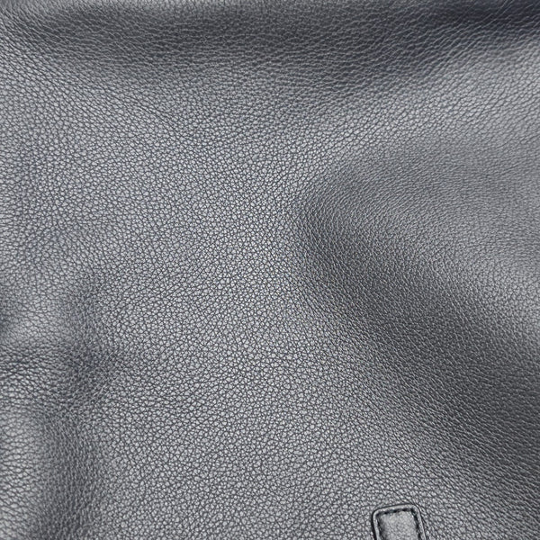 LE 5 À 7 Calfskin Black