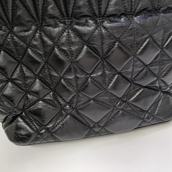 Quilted Calfskin Shoulder Bag Black