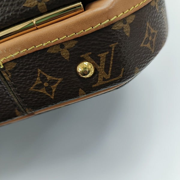 BOITE CHAPEAU PM Monogram Coated Canvas Brown
