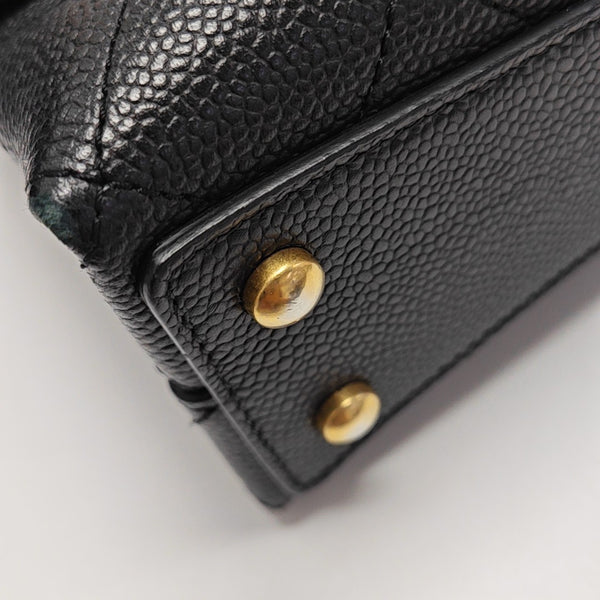 Quilted Grained Calfskin Shoulder Bag Black