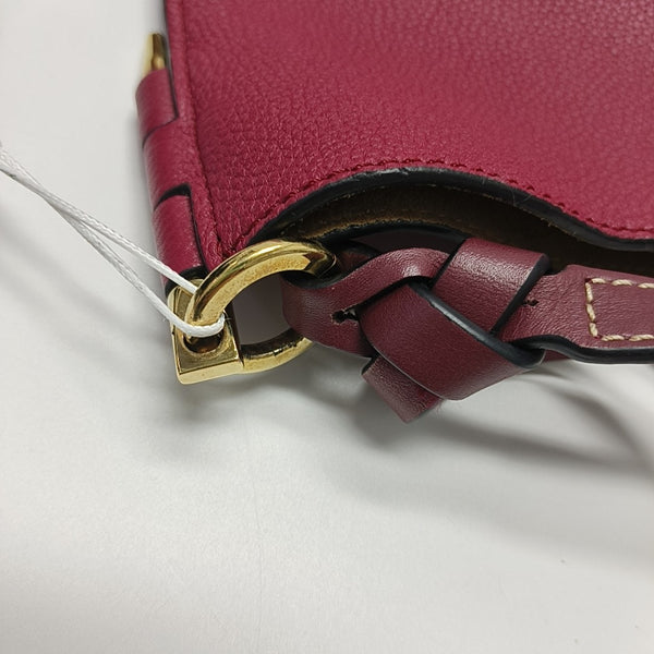 Authenticated pre-owned Gate Calfskin Red - Bucket Bag at Looply