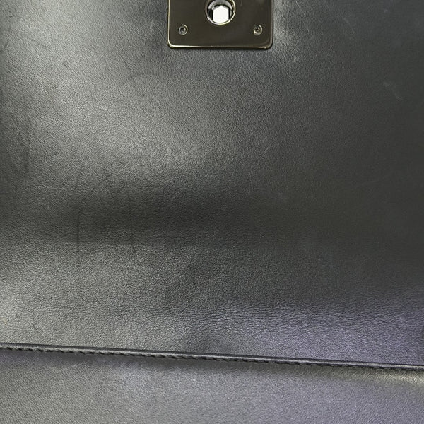 BOY CHANEL Medium Chevron Calfskin Black