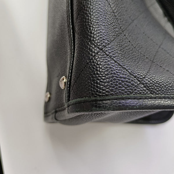Quilted Grained Calfskin Tote Bag Black