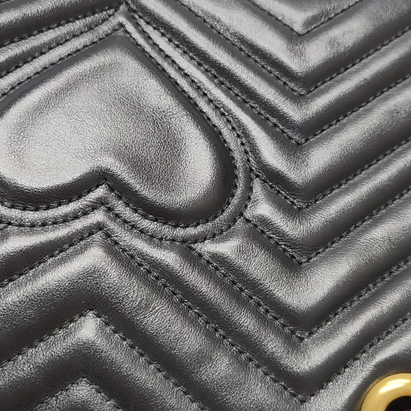 GG Marmont Medium Quilted Calfskin Black