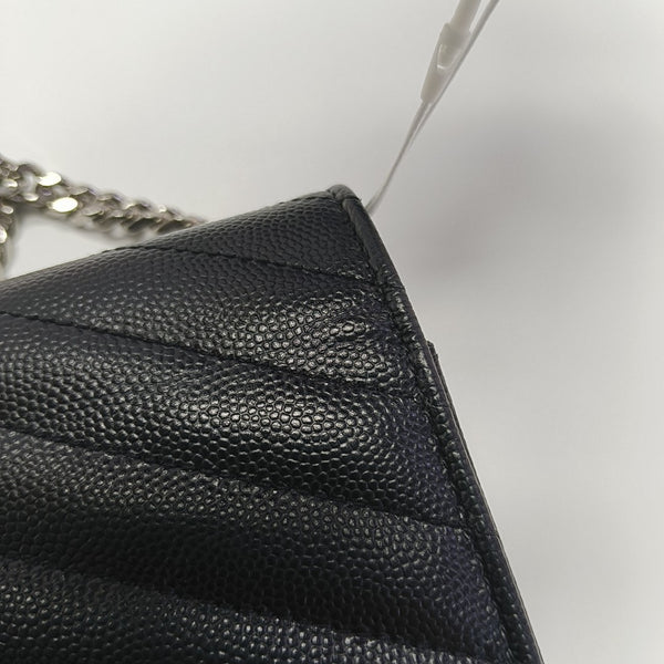 MONOGRAM Medium Chevron Calfskin Black