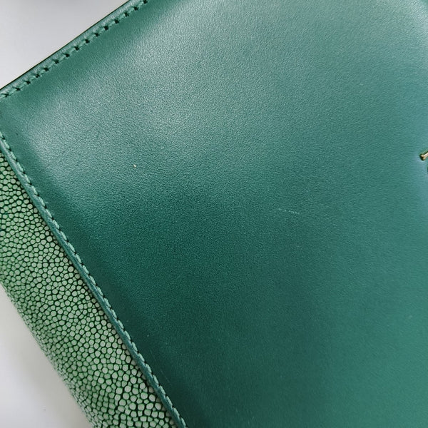 SERPENTI FOREVER Small Stingray Leather Green