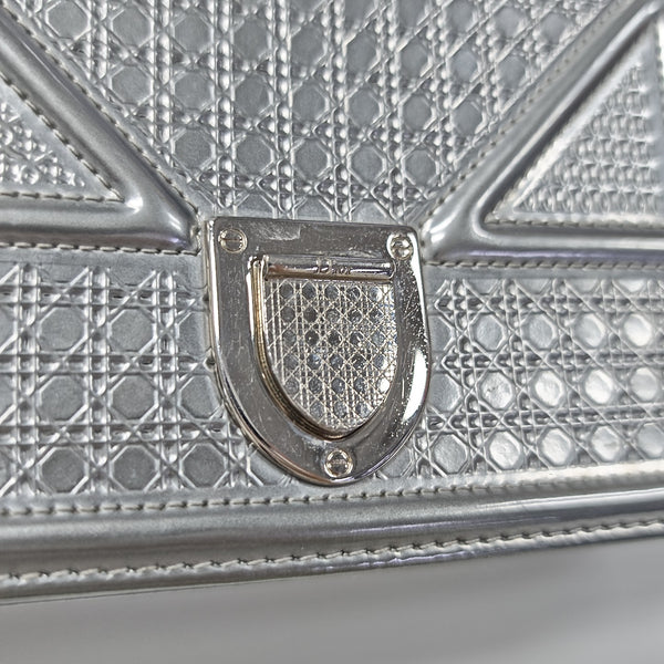 Diorama Cannage Calfskin Silver