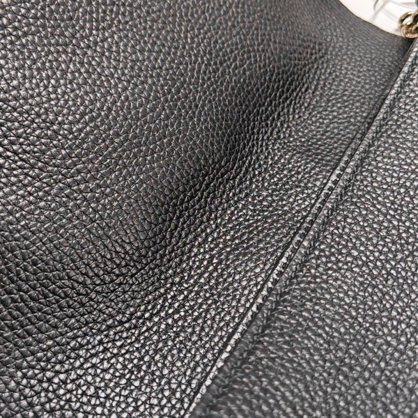Soho Medium Calfskin Black