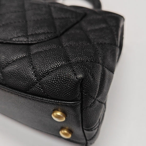 COCO HANDLE Small Quilted Grained Calfskin Black