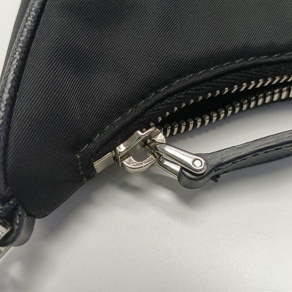 Re-Edition2005 Mini Nylon Black