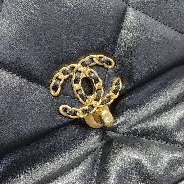 CHANEL 19 Small Quilted Lambskin Black