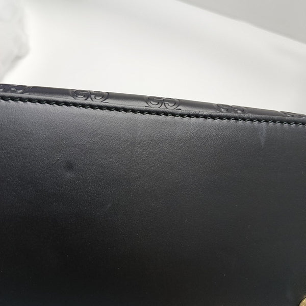 Padlock Medium Monogram Calfskin Black