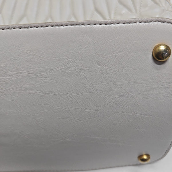 HOBO Quilted Calfskin White