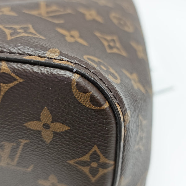 NÉONOÉ MM Monogram Coated Canvas Brown