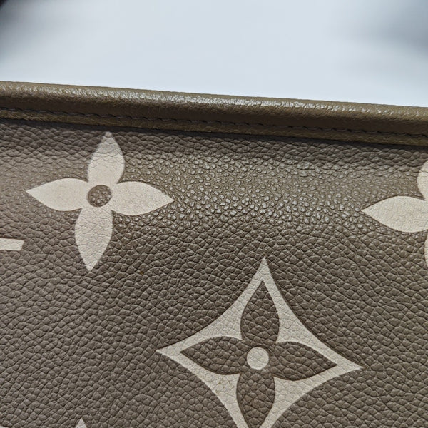 DIANE Monogram Calfskin Gray