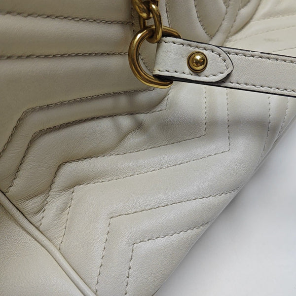 GG Marmont Medium Quilted Calfskin White