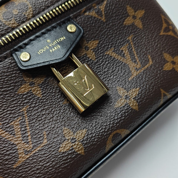 Vanity Chain Pouch Monogram Coated Canvas Brown