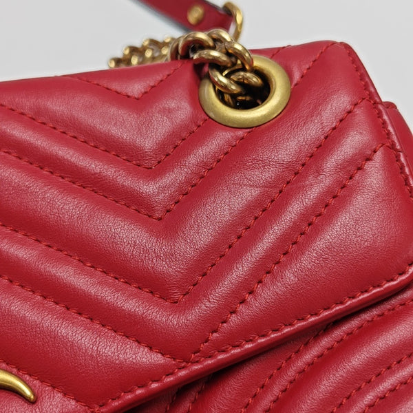 GG Marmont Medium Quilted Calfskin Red