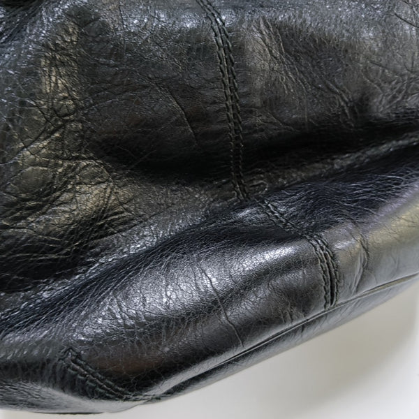Pompon Bag Calfskin Black