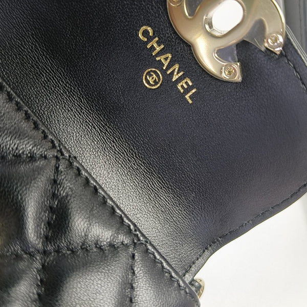 Quilted Lambskin Belt Bag Black