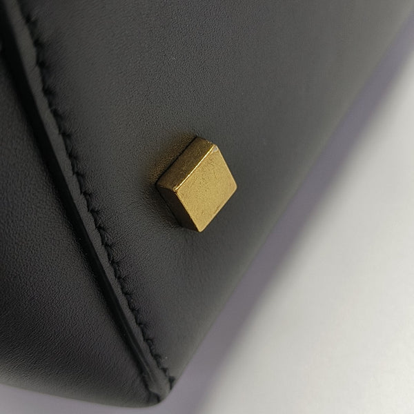LE 37 Small Calfskin Black