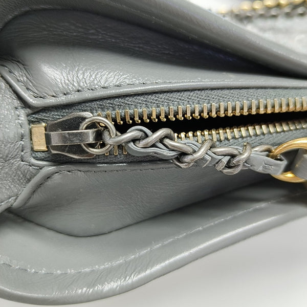 Authenticated pre-owned GABRIELLE Small Quilted Wool Grey - Shoulder Bag at Looply