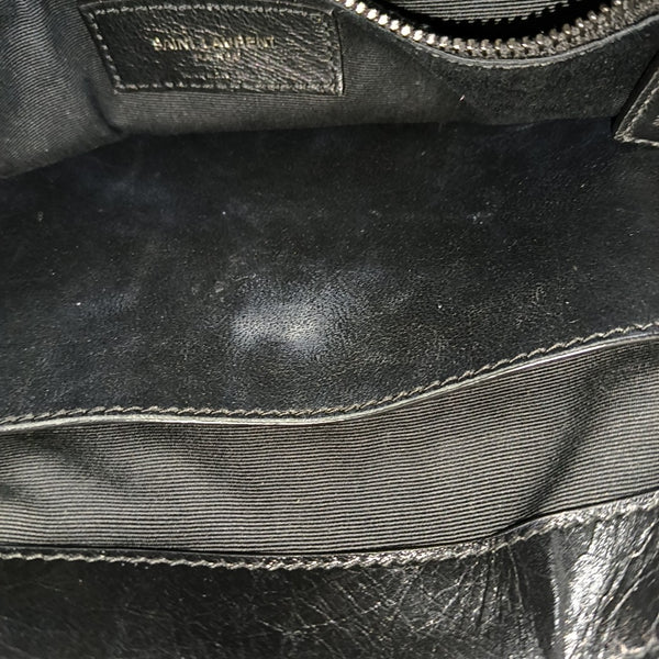 NIKI Medium Chevron Calfskin Black