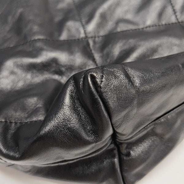 CHANEL 22 Large Quilted Calfskin Black