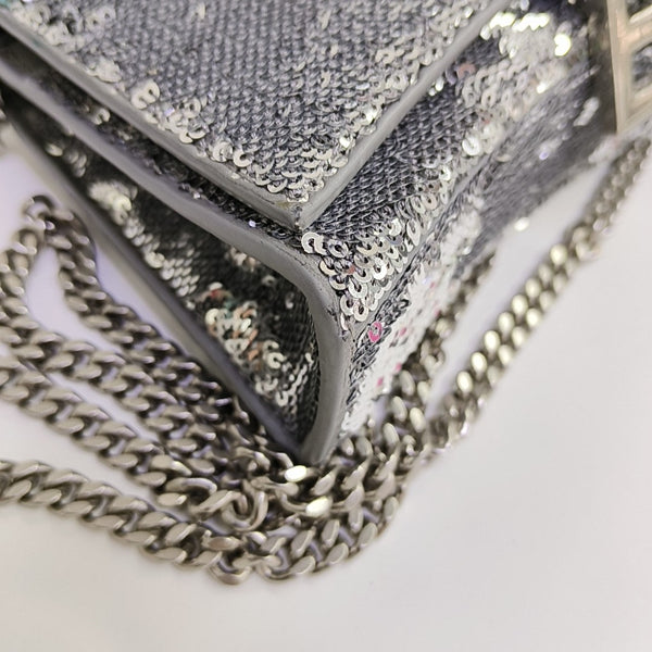 Hourglass Small Sequins Silver