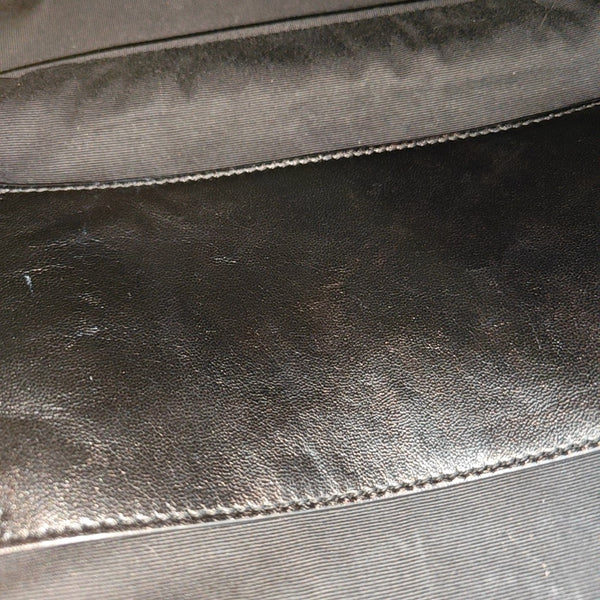 NIKI Large Chevron Calfskin Black