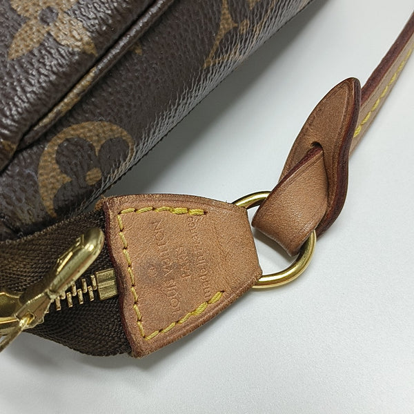 ACCESSOIRES GM Monogram Coated Canvas Brown