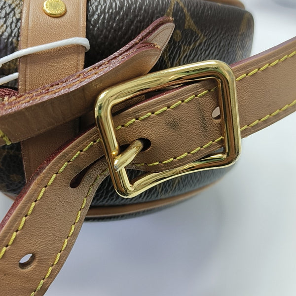 BOITE CHAPEAU PM Monogram Coated Canvas Brown