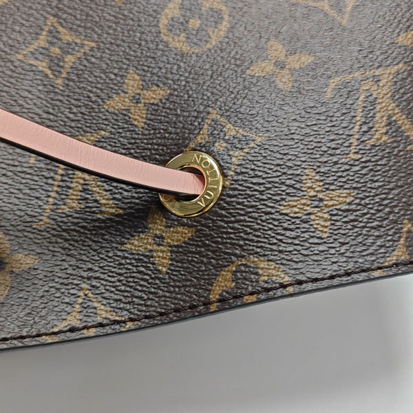 NÉONOÉ MM Monogram Coated Canvas Brown