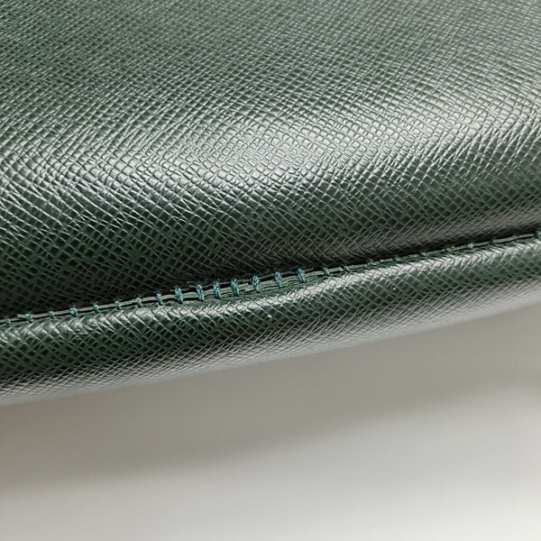 SATELLITE 53 Calfskin Green