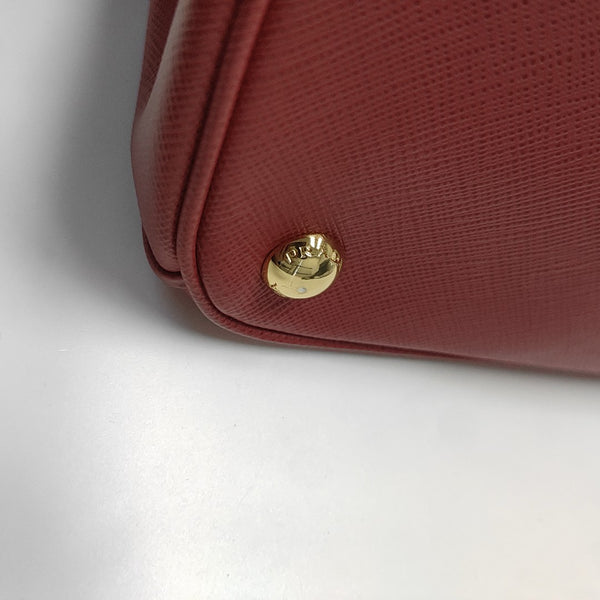 Galleria Medium Calfskin Red