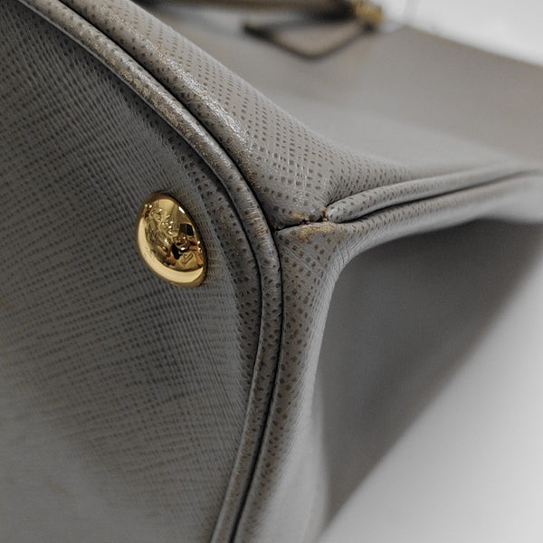 Galleria Extra Large Saffiano Calfskin Gray