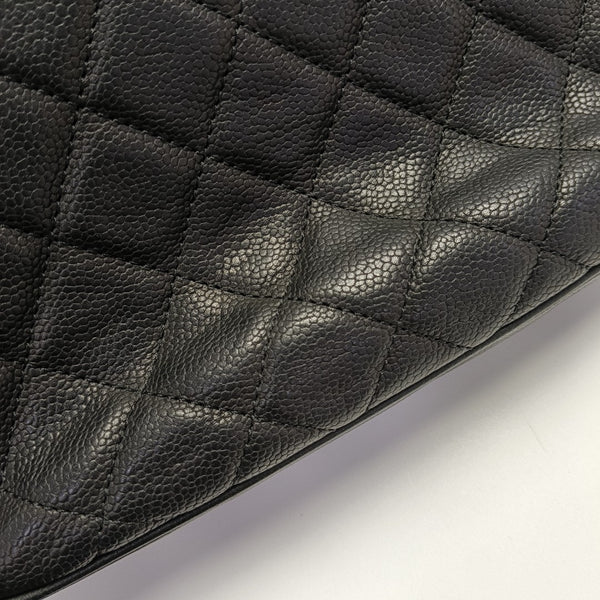 Caviar Quilted Grained Calfskin Black