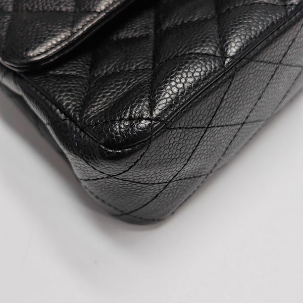 CLASSIC FLAP Medium Quilted Grained Calfskin Black