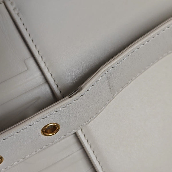 30 Montaigne Calfskin White